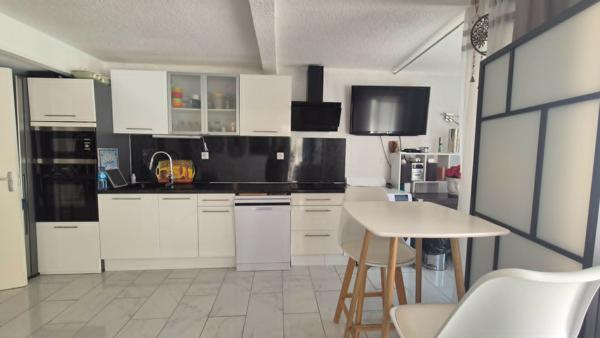 Appartement Sete 2 pièce(s)