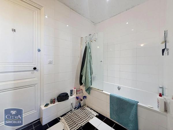 Appartement à louer 4 pièces 137.6m² Lyon (69003)