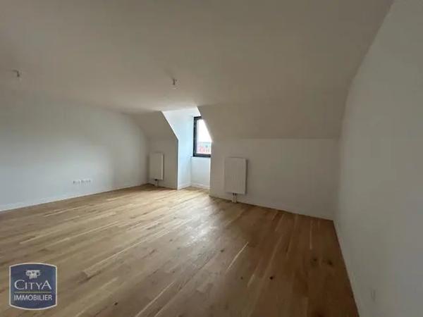 Appartement à louer 1 pièce 35.69m² Arras (62000)