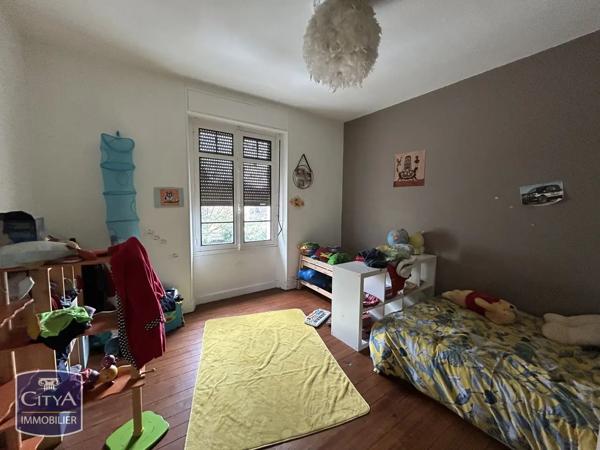 Maison à vendre 7 pièces 240m² Gan (64290)