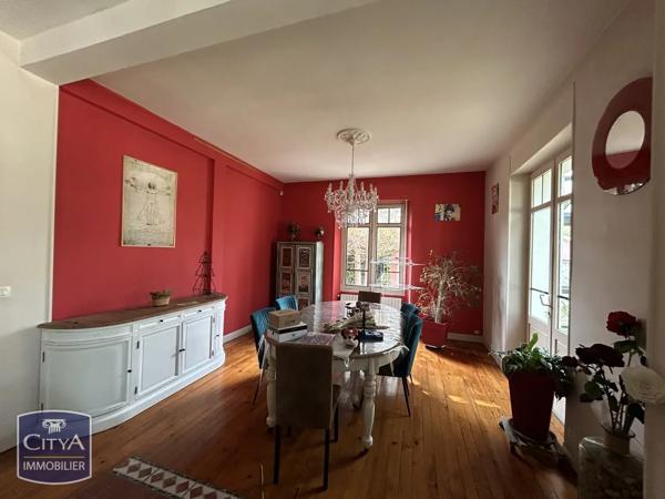 Maison à vendre 7 pièces 240m² Gan (64290)