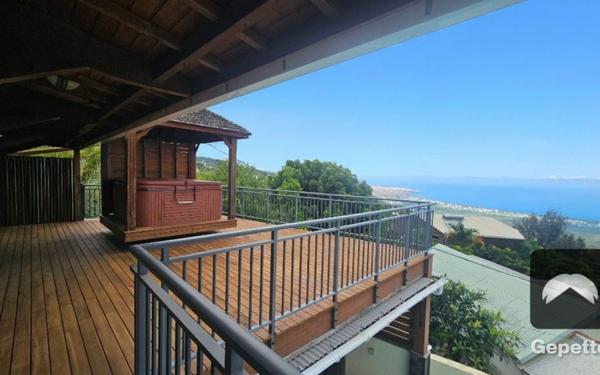 Maison à vendre    7 pièces • 179 m2 Saint-Paul