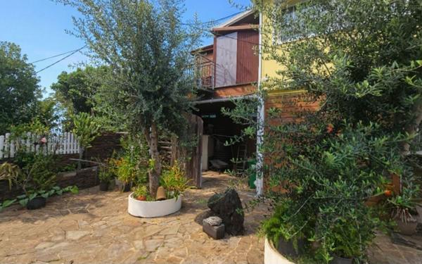 Maison à vendre    7 pièces • 179 m2 Saint-Paul