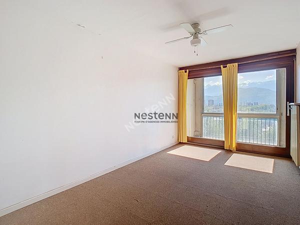 A VENDRE- Bel appartement sans vis à vis de 93 m² - GRENOBLE sur Libération.