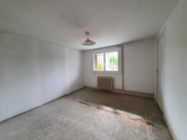 Poitiers (86000) Maison familiale, 5 chambres, garage et jardin