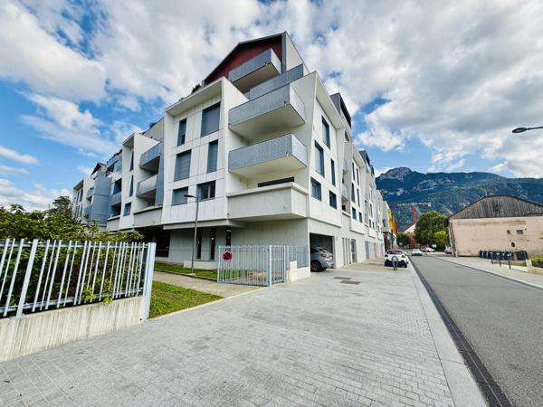 Bonneville (74130) T3 résidence récente Éco-quartier
