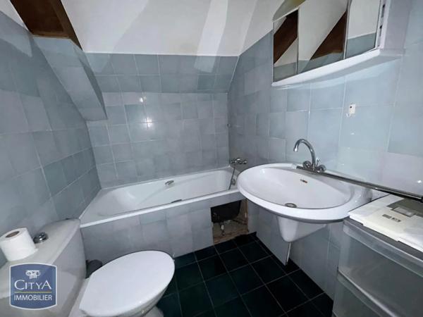 Appartement à louer 1 pièce 35m² Alençon (61000)