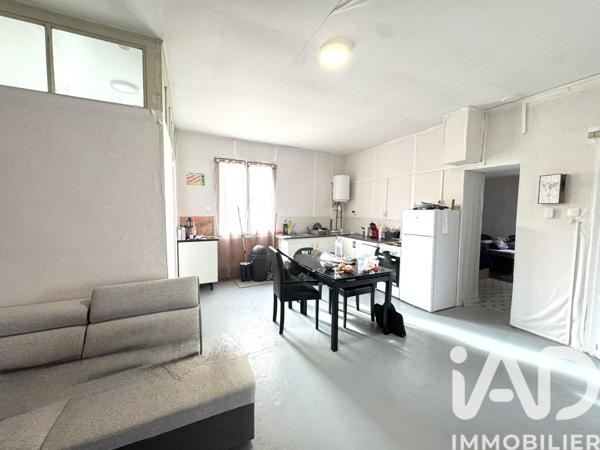 Maison à vendre 2 pièces 51 m² Saint-Jean-de-Sauves