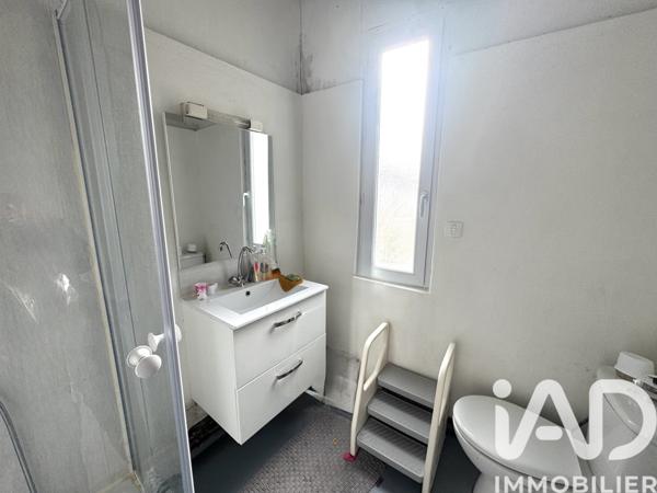 Maison à vendre 2 pièces 51 m² Saint-Jean-de-Sauves