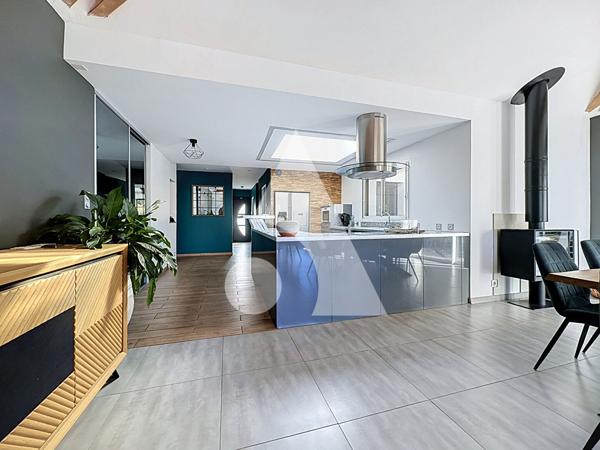 Maison 6 pièces 157.53 m2