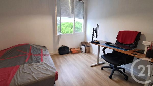 Appartement F3 Bis à vendre  4 pièces - 84 m 2   FRONTIGNAN  - 34