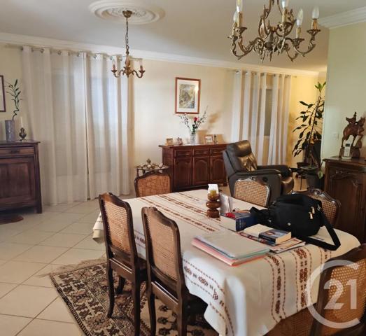 Maison à vendre  7 pièces - 195 m 2   FOIX  - 09