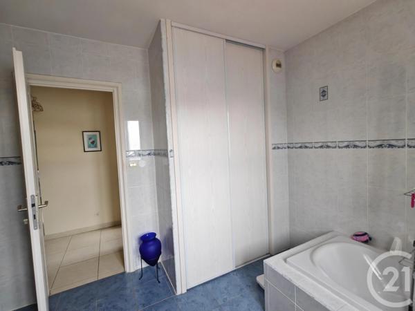 Maison à vendre  7 pièces - 195 m 2   FOIX  - 09