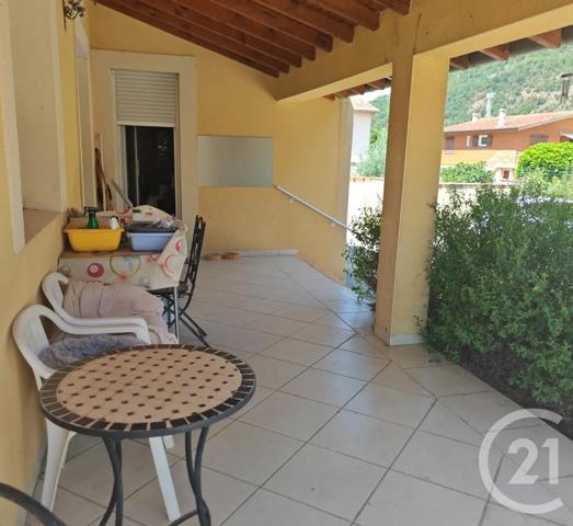 Maison à vendre  7 pièces - 195 m 2   FOIX  - 09