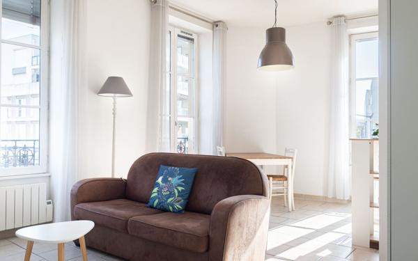 Appartement à vendre    2 pièces • 40 m2 Lyon 7