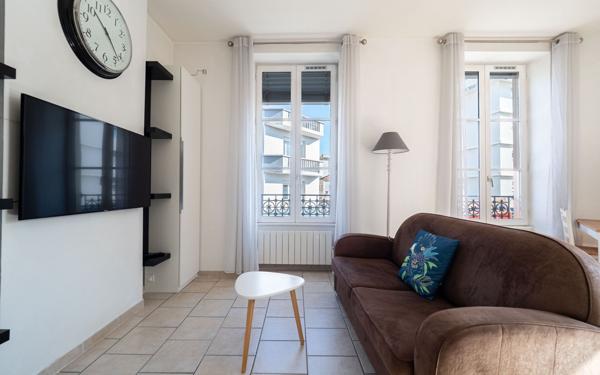 Appartement à vendre    2 pièces • 40 m2 Lyon 7
