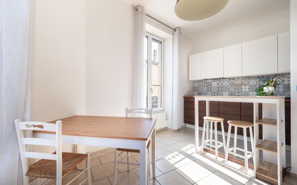 Appartement à vendre    2 pièces • 40 m2 Lyon 7