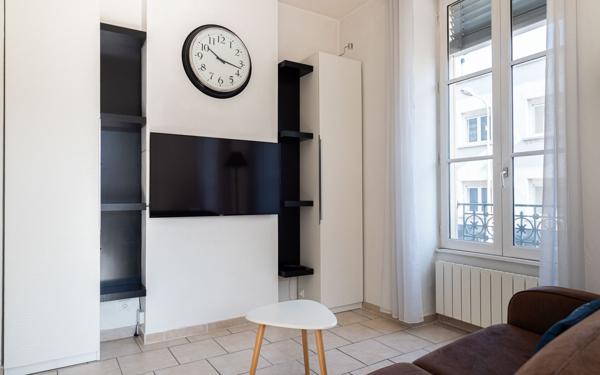 Appartement à vendre    2 pièces • 40 m2 Lyon 7