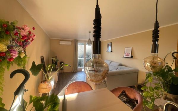 Appartement à vendre    2 pièces • 50 m2 La Seyne-sur-Mer