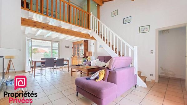 Maison de plain-pied de 149 m² sur 1 918 m² de terrain