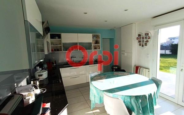 Maison à vendre    5 pièces • 121 m2 Arzon