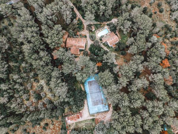 Aix-en-Provence (13080) Domaine de 351m² habitables sur un parc de 1,5ha