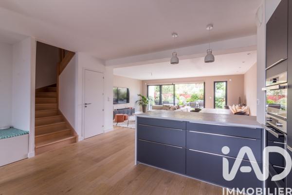 Maison à vendre 7 pièces 155 m² Houilles