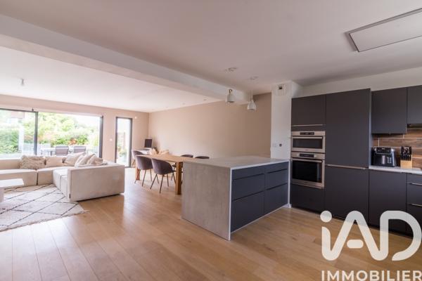 Maison à vendre 7 pièces 155 m² Houilles