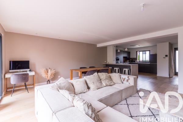 Maison à vendre 7 pièces 155 m² Houilles