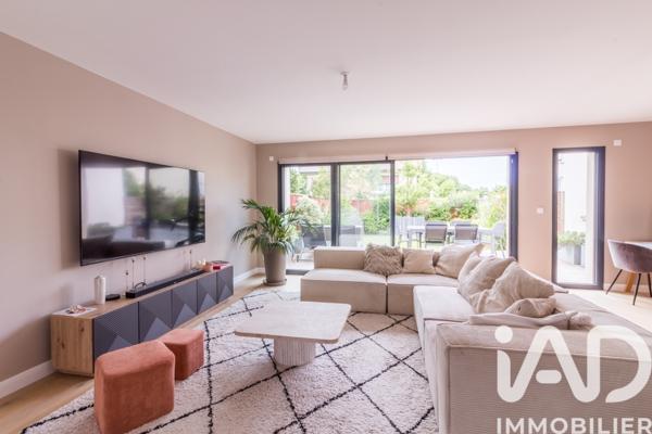 Maison à vendre 7 pièces 155 m² Houilles