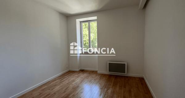 Location Appartement 3 pièces 79.42 m² - Veyre-monton 63960