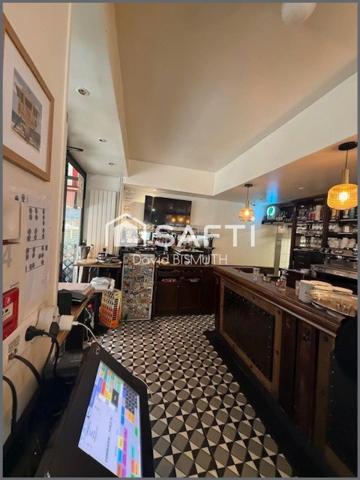 A VENDRE - LEVALLOIS CENTRE – RESTAURANT D’EXCEPTION EMPLACEMENT N°1 FACE AU MARCHÉ AVEC APPARTEMENT DE 45 M2 INCLUS DANS LE BAIL