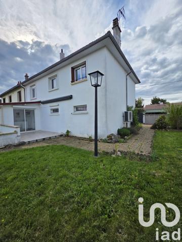 Maison 5 pièces de 103 m² à Moulins (03000)