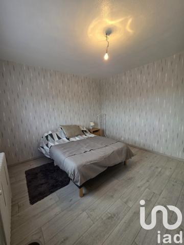 Maison 5 pièces de 103 m² à Moulins (03000)