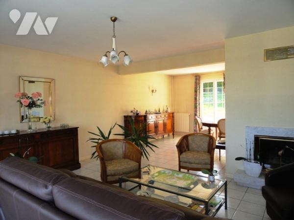 CHATEAU-THIERRY- lotissement- Pavillon édifié sous s/sol de 147 m² avec terrain- Type 6.