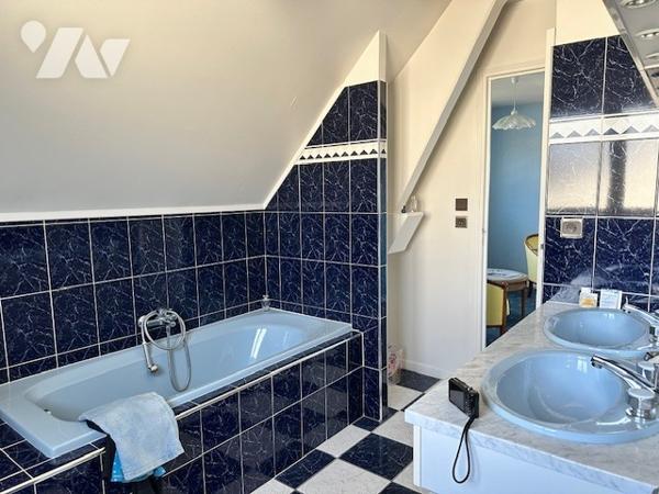 CHATEAU-THIERRY- lotissement- Pavillon édifié sous s/sol de 147 m² avec terrain- Type 6.