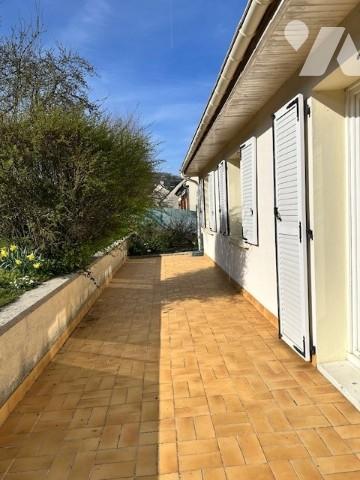 CHATEAU-THIERRY- lotissement- Pavillon édifié sous s/sol de 147 m² avec terrain- Type 6.