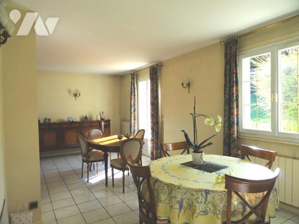 CHATEAU-THIERRY- lotissement- Pavillon édifié sous s/sol de 147 m² avec terrain- Type 6.