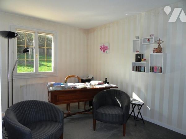 CHATEAU-THIERRY- lotissement- Pavillon édifié sous s/sol de 147 m² avec terrain- Type 6.