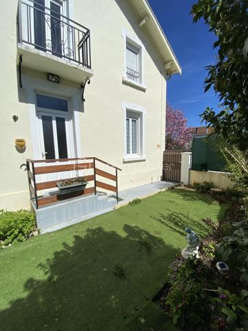 Maison de ville de 100 m²