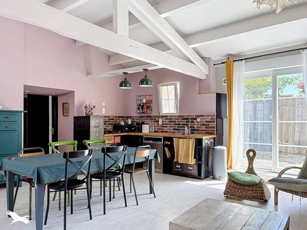 Maison 275 000 € Saint-Pierre-d'Oléron 3 p 82 m² DPE E