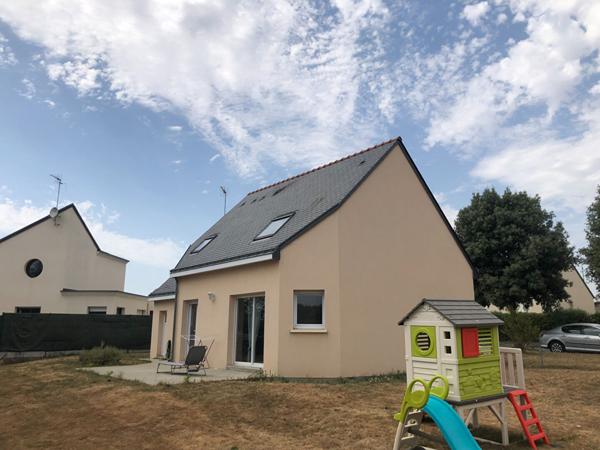 SEGRE - Beau Pavillon 5 Pièces de 90m2