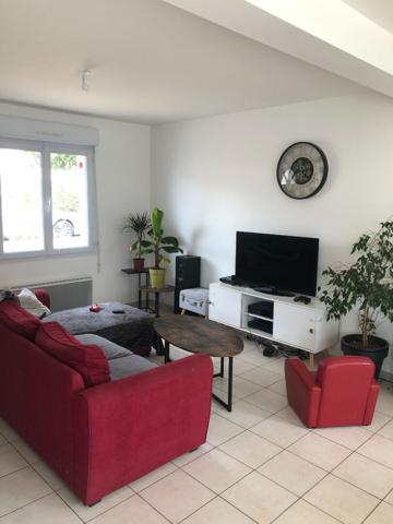SEGRE - Beau Pavillon 5 Pièces de 90m2