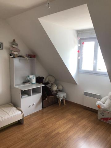 SEGRE - Beau Pavillon 5 Pièces de 90m2