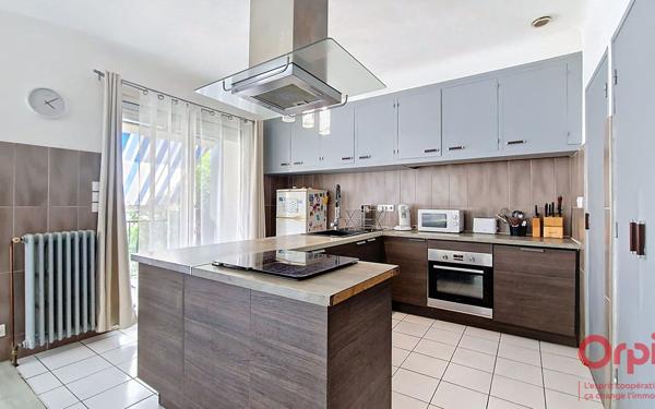 Maison à vendre    6 pièces •  Perpignan