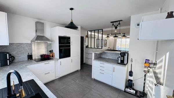 Appartement à vendre à Oullins-Pierre-Bénite (69310)