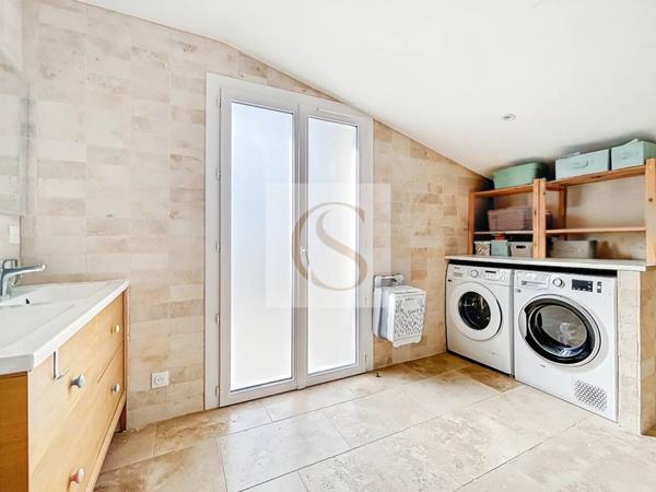 Maison à vendre 10 pièces de 247 m²