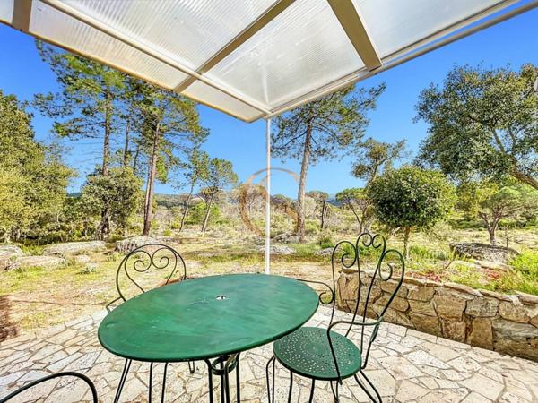 Maison à vendre 10 pièces de 247 m²