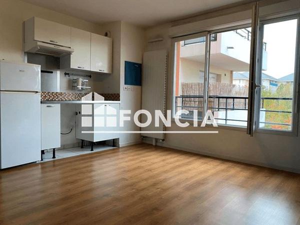 Location Studio 25.1 m² - 23/34 RUE CLAUDE NICOLAS LEDOUX Creteil 94000