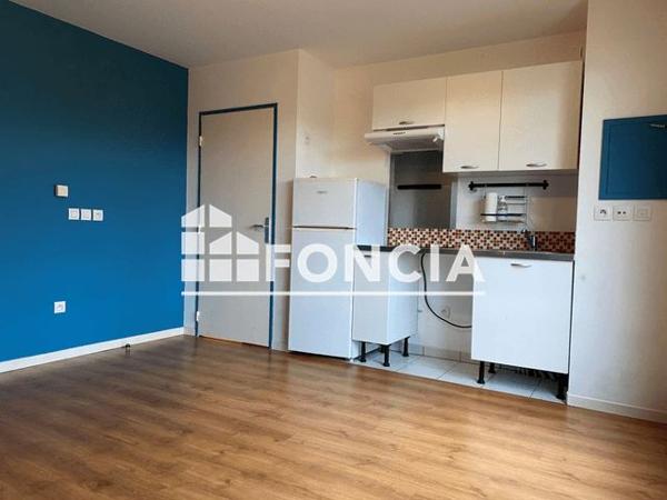 Location Studio 25.1 m² - 23/34 RUE CLAUDE NICOLAS LEDOUX Creteil 94000